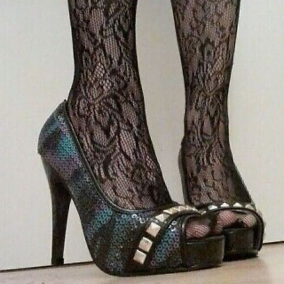 NIB Iron Fist Debracorn Sequin Platform Heels Size 5 - Picture 1 of 9